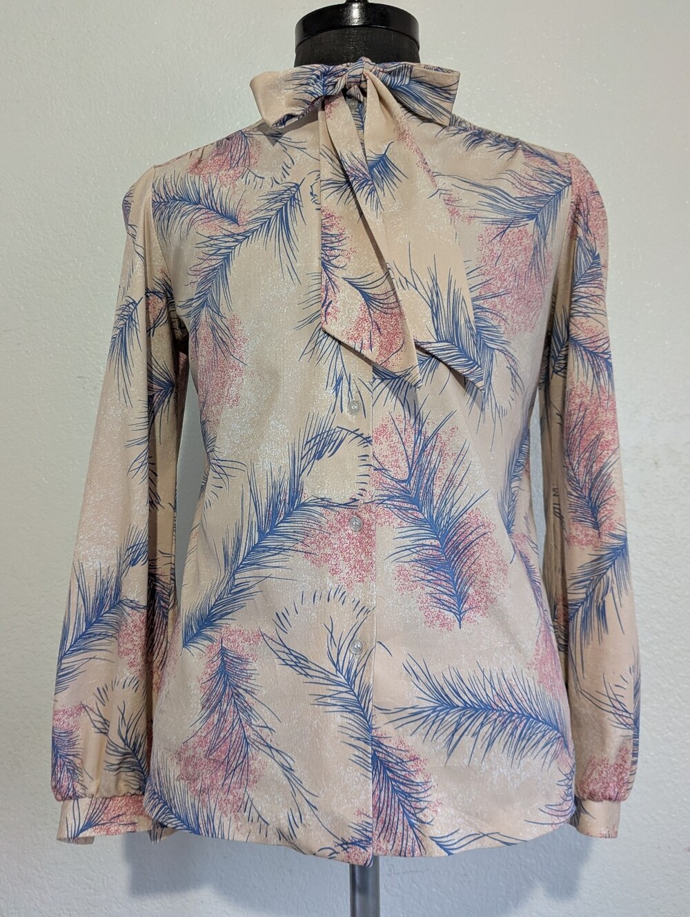 Fire Islander Pink/Blue Palm Leaf Print Poly Blouse With Neck Tie Size Large